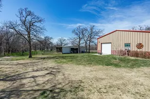426 Co Rd 3435, Paradise, TX 76073 - Photo 36