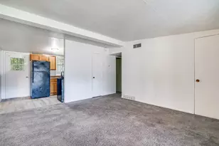 612 Henderson Cir, Garland, TX 75040 - Photo 4