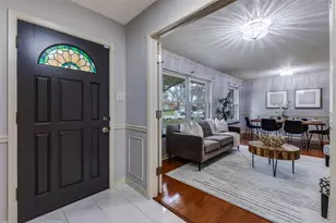 2223 Babalos Ln, Dallas, TX 75228 - Photo 2