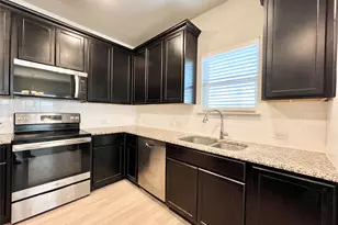 5002 Villas Dr, Sanger, TX 76266 - Photo 10