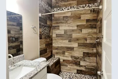 201 Kirksey Street, Waxahachie, TX 75165 - Photo 8