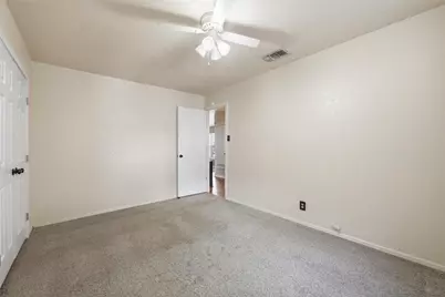 1512 Edison Avenue, Bridgeport, TX 76426 - Photo 18