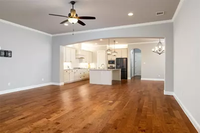 8300 Odell Street, North Richland Hills, TX 76182 - Photo 4