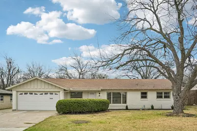 5905 Walraven Circle, Fort Worth, TX 76133 - Photo 1