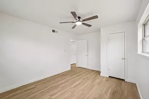 5905 Walraven Cir, Fort Worth, TX 76133 - Photo 24