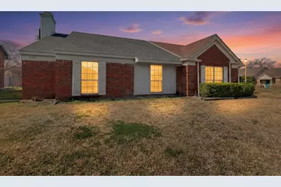 926 Binbrook Drive, Mesquite, TX 75149 - Photo 2