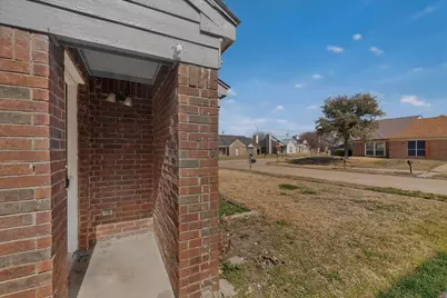 926 Binbrook Drive, Mesquite, TX 75149 - Photo 4