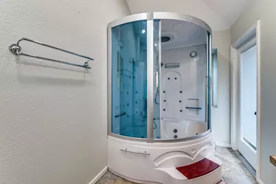 4950 Highbank Drive, Arlington, TX 76018 - Photo 12