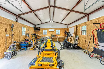 1009 Henry Way, Springtown, TX 76082 - Photo 34