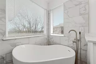 3901 Silver Meadow Ln, Grand Prairie, TX 75052 - Photo 20