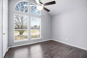 1154 Miles Ave, Burleson, TX 76028 - Photo 26