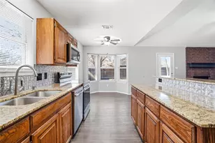 1154 Miles Ave, Burleson, TX 76028 - Photo 14