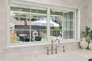 10250 Timber Trail Dr, Dallas, TX 75229 - Photo 20