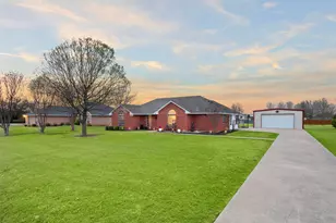 1121 Pierce Rd, Red Oak, TX 75154 - Photo 6