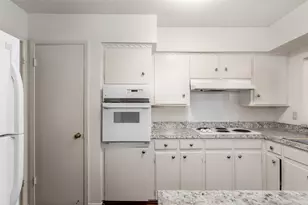 7544 Brentcove Cir, Dallas, TX 75214 - Photo 12