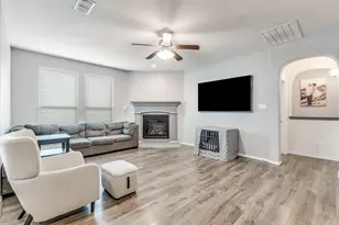 15748 Prairie Grass Ln, Fort Worth, TX 76177 - Photo 6