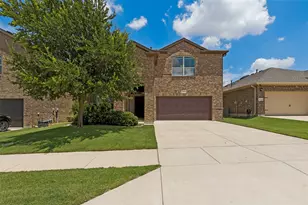 15748 Prairie Grass Ln, Fort Worth, TX 76177 - Photo 2