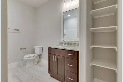 115 W Jones #202, Krum, TX 76249 - Photo 10