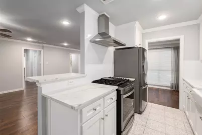 6933 Wake Forrest Drive, Dallas, TX 75214 - Photo 12