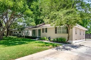 6933 Wake Forrest Dr, Dallas, TX 75214 - Photo 26