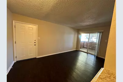 2833 Kings Road #206, Dallas, TX 75219 - Photo 2