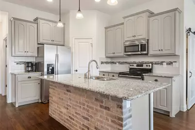 4012 Kensington Drive, Sanger, TX 76266 - Photo 2