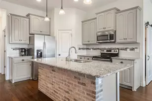 4012 Kensington Dr, Sanger, TX 76266 - Photo 2