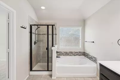 612 Ravenwood Drive, Saginaw, TX 76179 - Photo 22