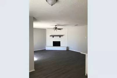 437 Meadow Street, Saginaw, TX 76179 - Photo 2