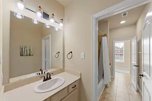 1105 Mallard Lakes Dr, McKinney, TX 75072 - Photo 36