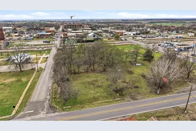 212 E Walnut Street, Celina, TX 75009 - Photo 10