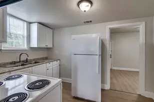 2415 Bethurum Ave, Dallas, TX 75215 - Photo 10