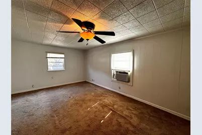 2931 S Barrett Avenue, Denison, TX 75020 - Photo 6