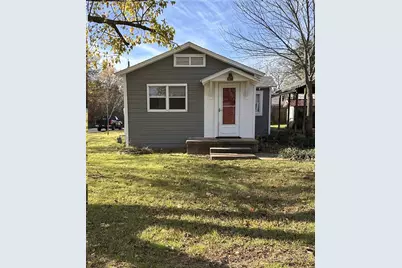2931 S Barrett Avenue, Denison, TX 75020 - Photo 1