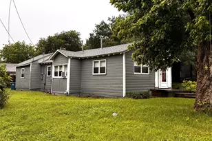 2931 S Barrett Ave, Denison, TX 75020 - Photo 2