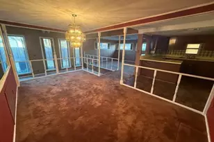 808 Flamingo Rd, Granbury, TX 76049 - Photo 12