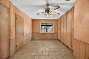 9846 Crestwick Dr, Dallas, TX 75238 - Photo 10