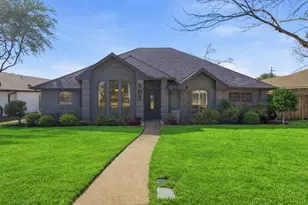 703 Lake Meadows Ct, Rockwall, TX 75087 - Photo 1