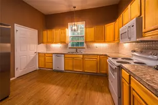 416 W Palestine Ave Ave, Palestine, TX 75801 - Photo 8