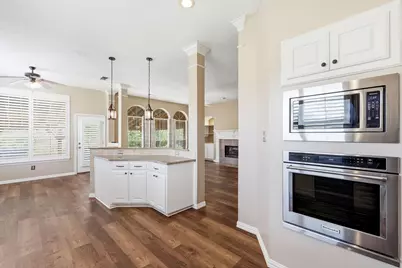 3013 Creek Haven Drive, Highland Village, TX 75077 - Photo 14