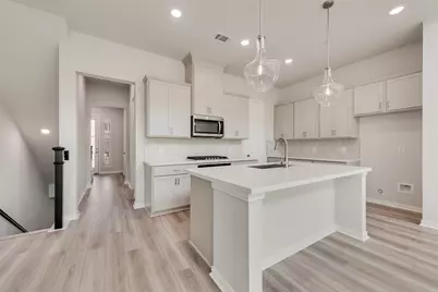 8127 Challenger Lane, Frisco, TX 75034 - Photo 2