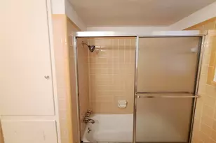 11040 Wyatt St, Dallas, TX 75218 - Photo 16