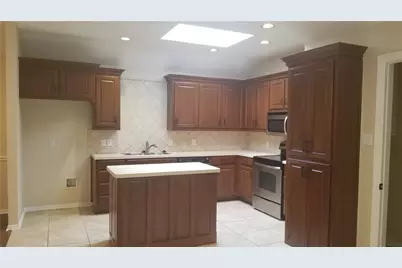 4208 Crossgate Court, Arlington, TX 76016 - Photo 2