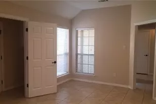 4208 Crossgate Ct, Arlington, TX 76016 - Photo 4