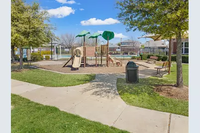 813 Amberwood Court, Fort Worth, TX 76052 - Photo 30