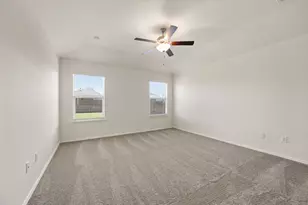 813 Amberwood Ct, Fort Worth, TX 76052 - Photo 18