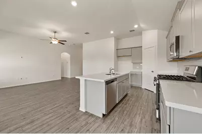 813 Amberwood Court, Fort Worth, TX 76052 - Photo 10