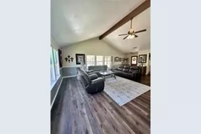 1309 Shannon Drive, Cleburne, TX 76031 - Photo 4