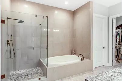 635 Via Ravello, Irving, TX 75039 - Photo 16