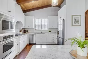 635 Via Ravello, Irving, TX 75039 - Photo 2